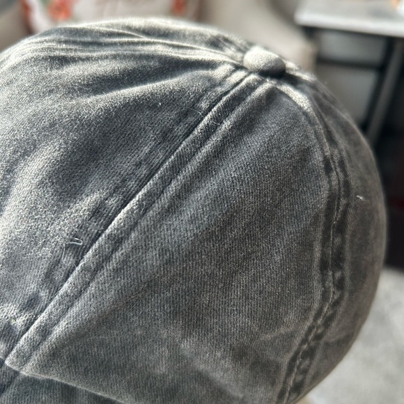 ✨NEW Gray Cap with Rhinestone Detail - Picture 8 of 9